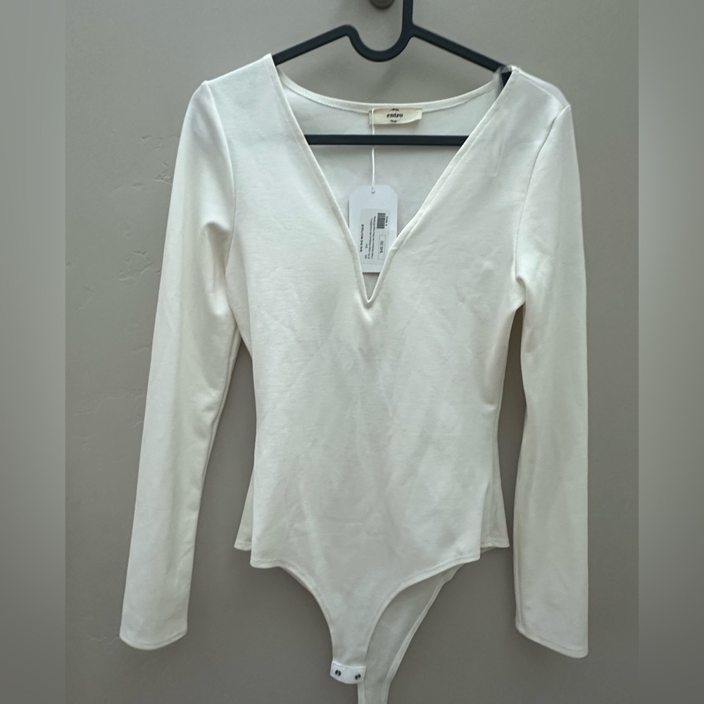 NWT Entro Cream V-Neck Bodysuit